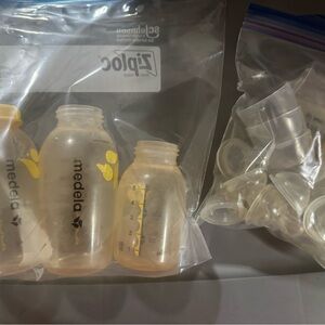 Medela Feeding Bottle Set with 13 Nipples, 1 Collar, & 5 Caps